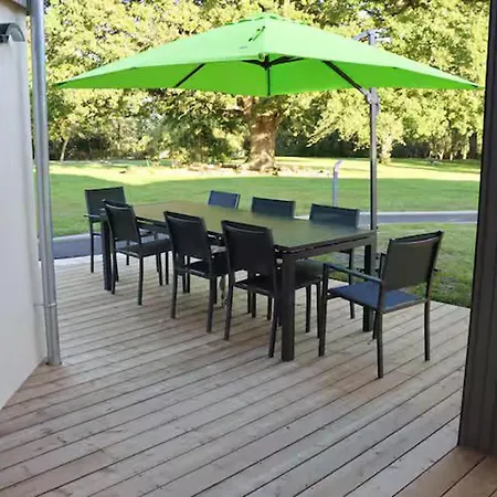 Maison D'architecte Avec Piscine Chauffee Et Parc Securise - Fr-1-410-487 Soulitre