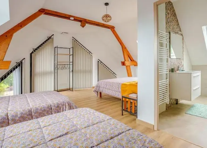 Maison D'architecte Avec Piscine Chauffée Et Parc Sécurisé - Fr-1-410-487 Hébergement de vacances